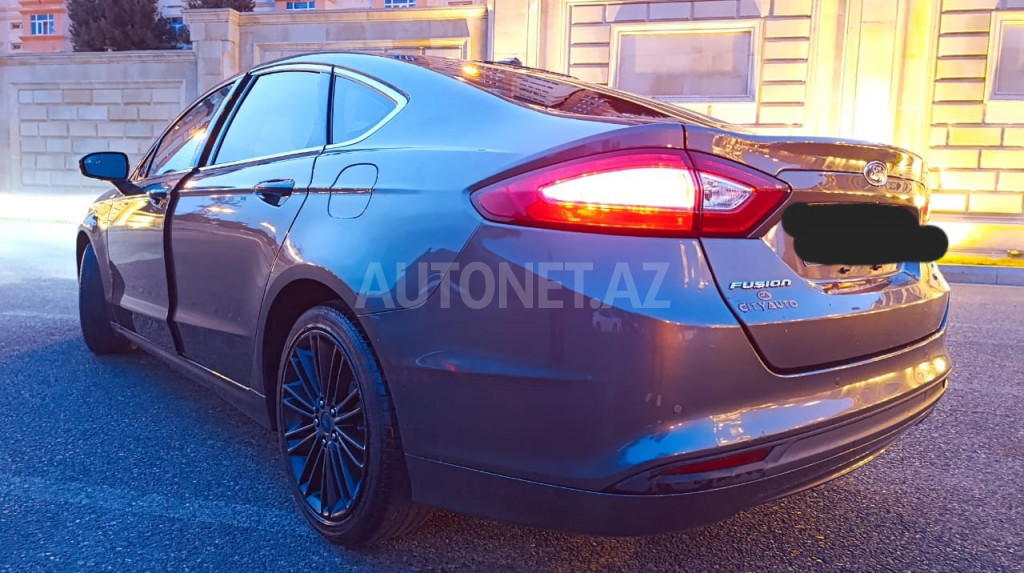 Ford Fusion 2015