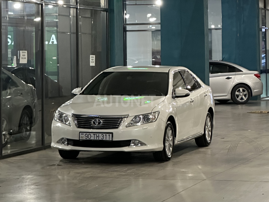 Toyota Camry 2014