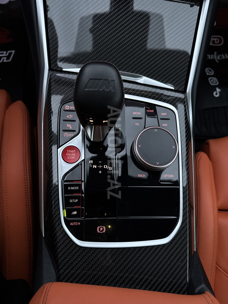 BMW M4 2025