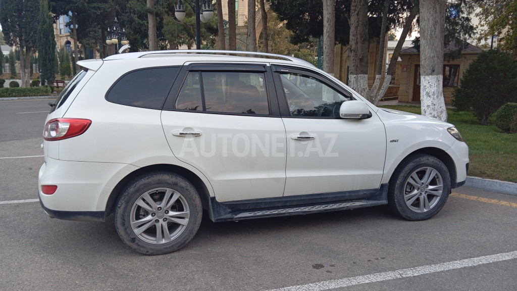Hyundai Santa Fe 2010
