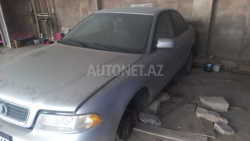 Audi A4 2000