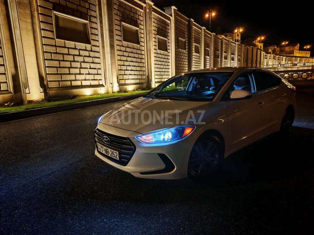 Hyundai Elantra 2018