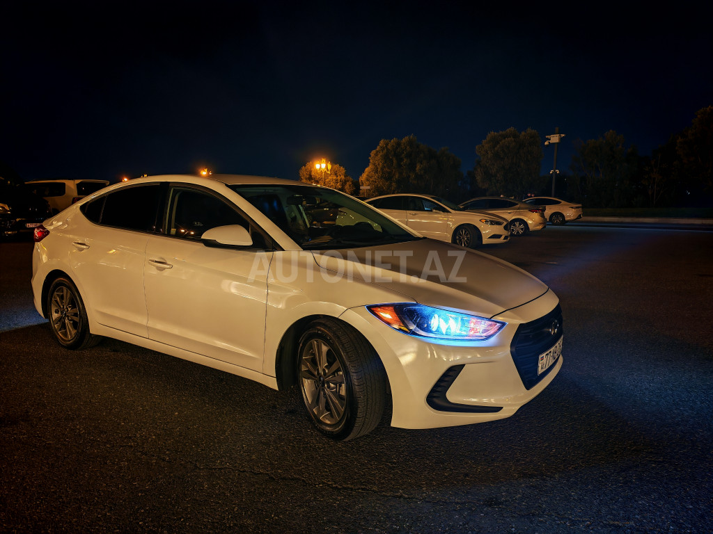 Hyundai Elantra 2018
