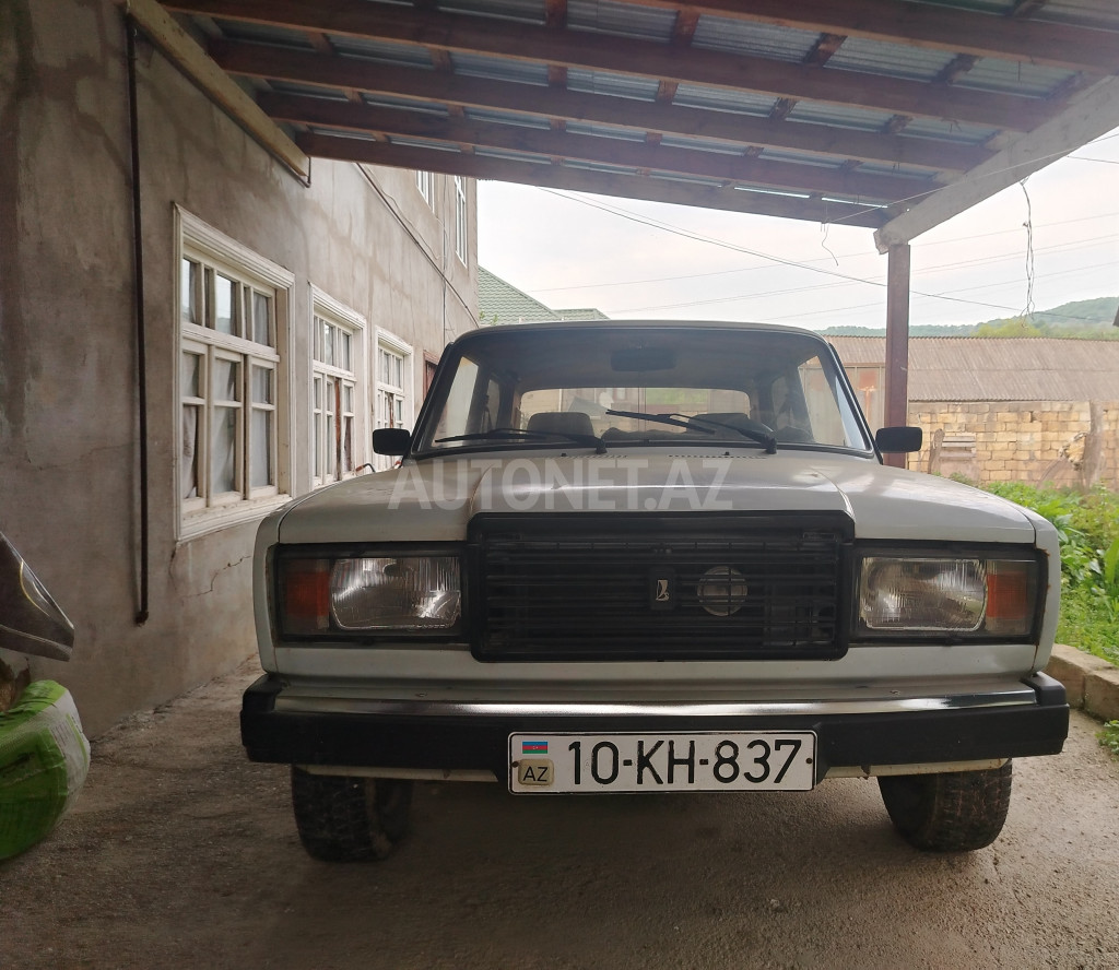 LADA (VAZ) 2107 2001