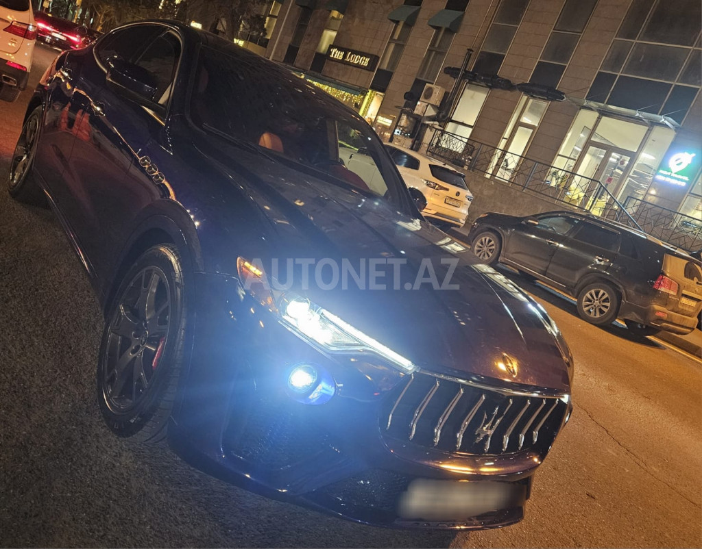 Maserati Levante S 2021