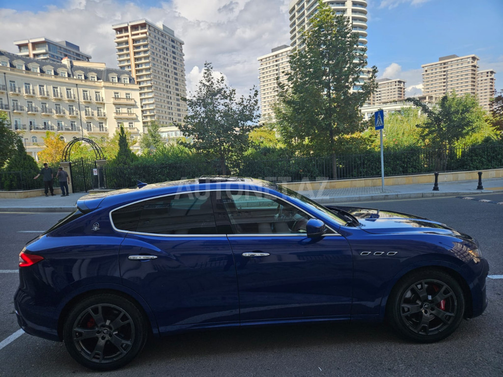 Maserati Levante S 2021