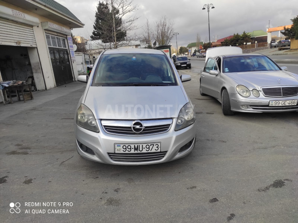 Opel Zafira 2008
