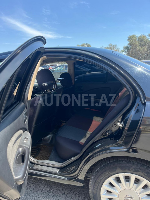 Nissan Sunny 2008