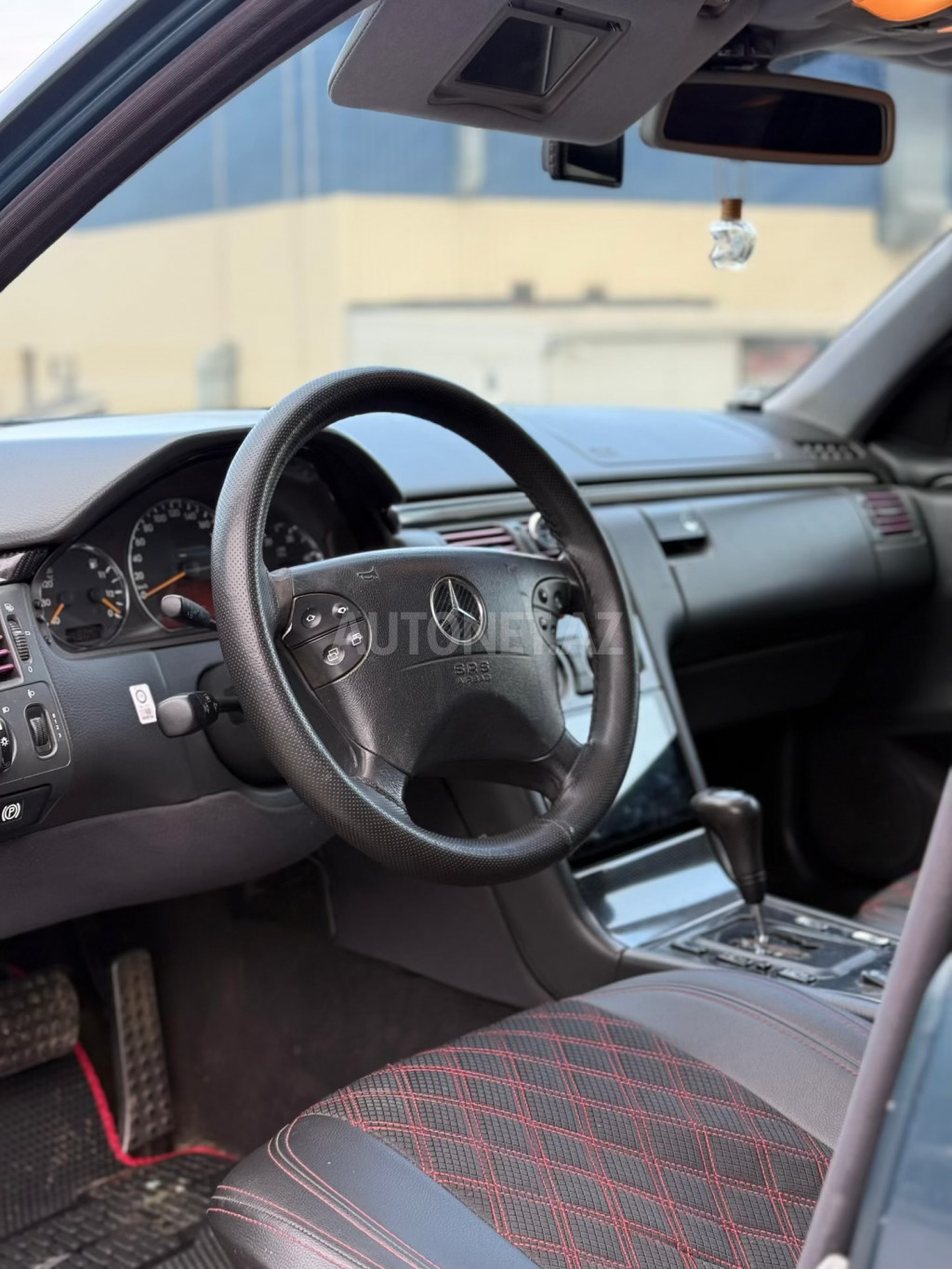 Mercedes E 220 1999