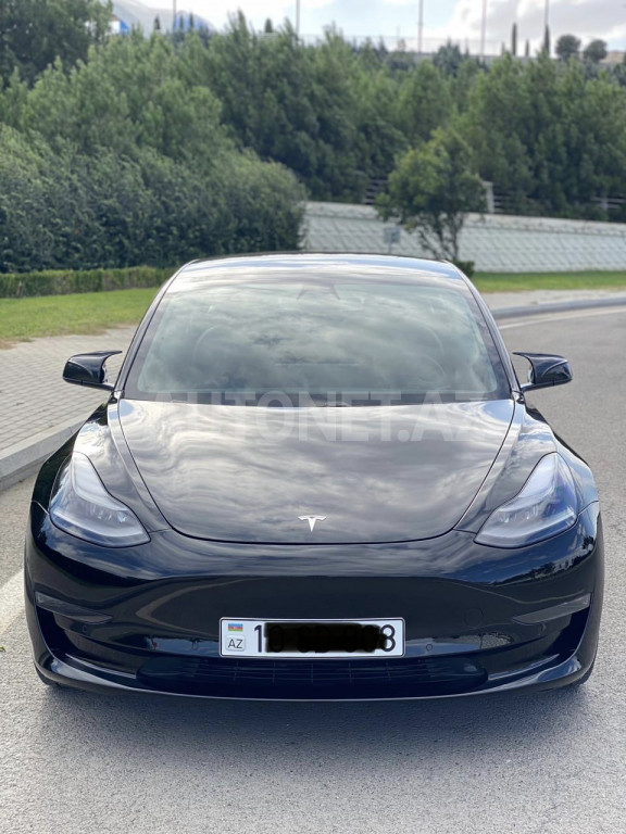 Tesla Model 3 2021