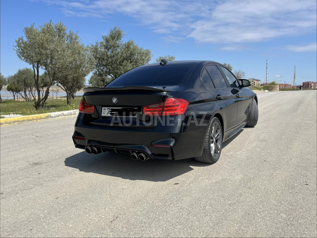 BMW 328 2012
