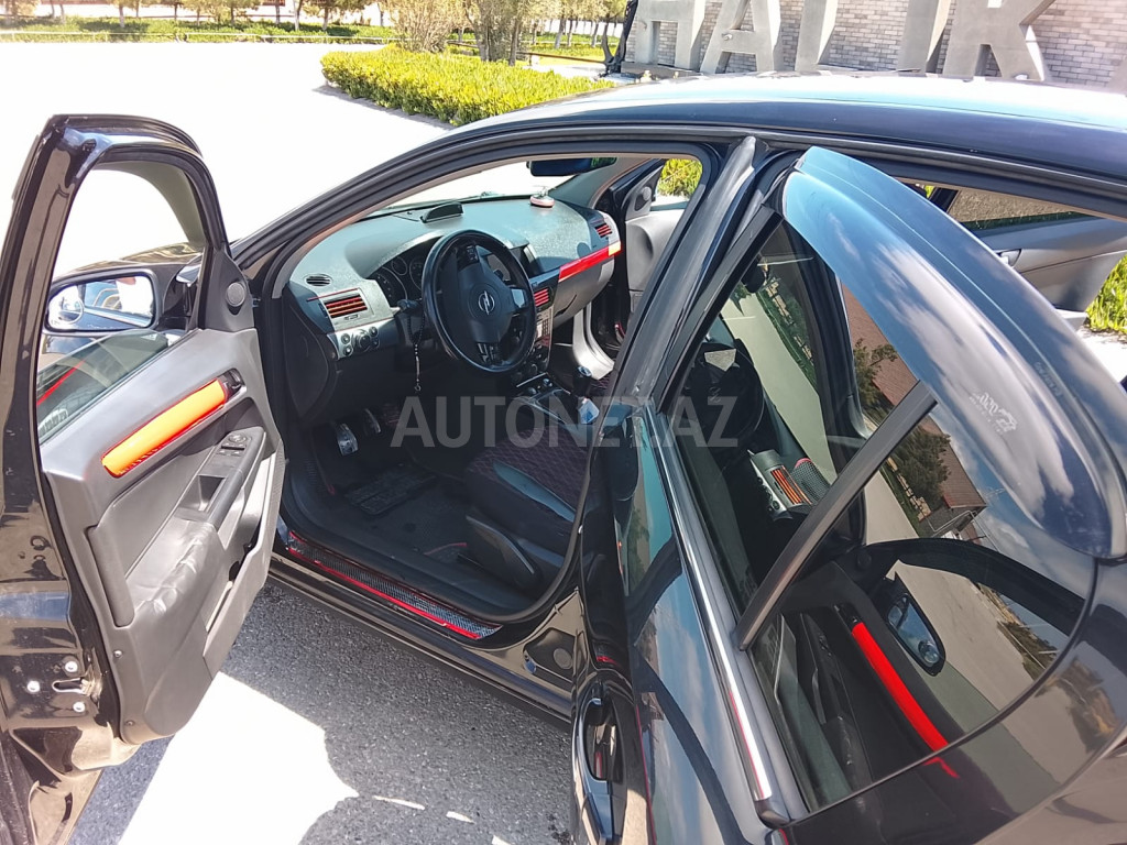 Opel Astra 2007