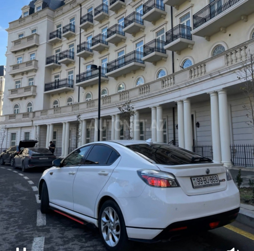 MG 6 2012