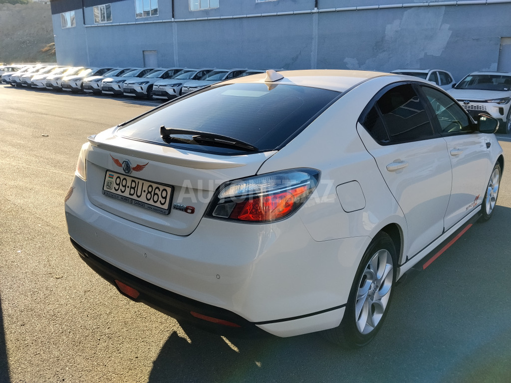 MG 6 2012