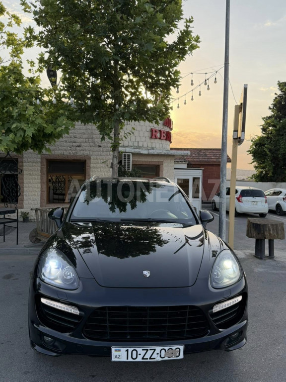 Porsche Cayenne 2013