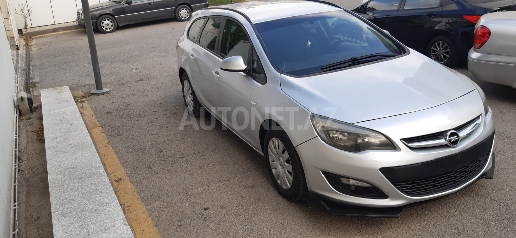 Opel Astra 2015
