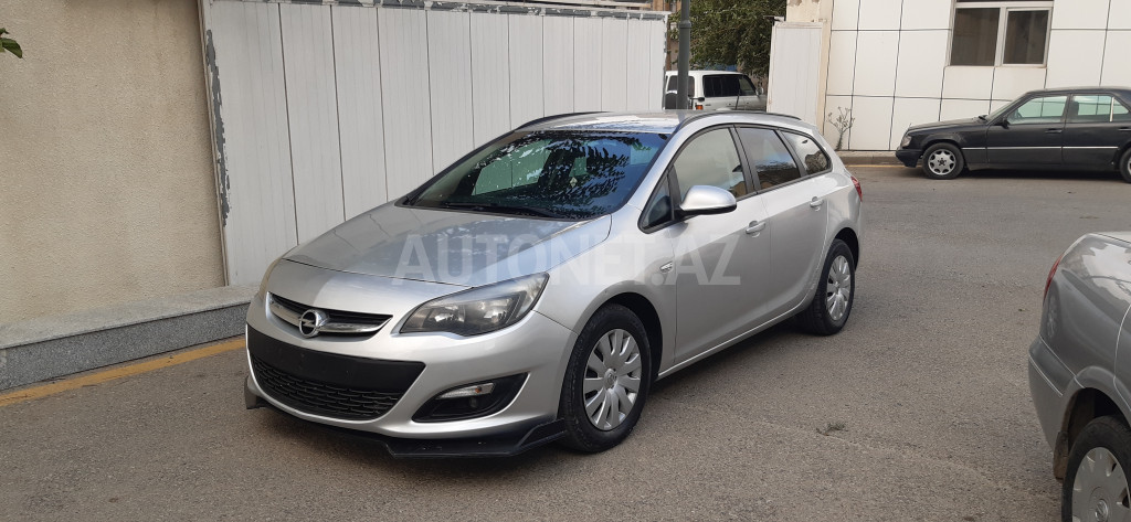 Opel Astra 2015