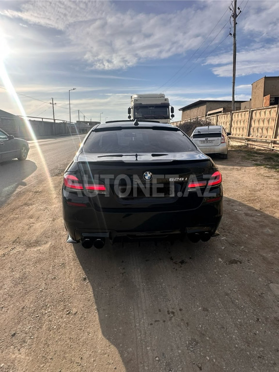 BMW 528 2016