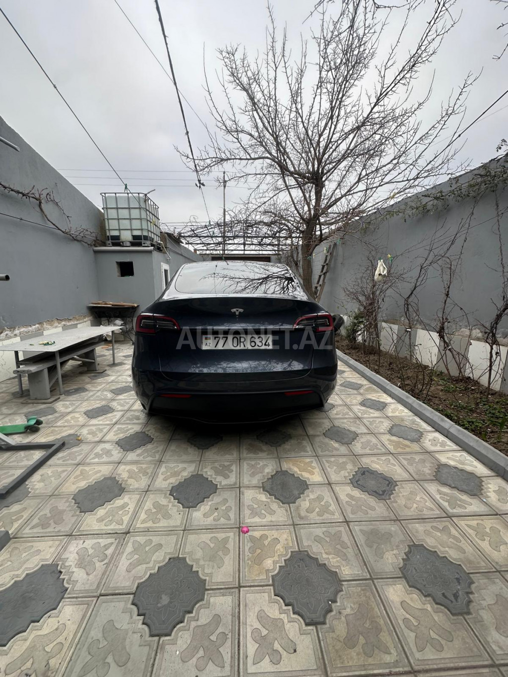 Tesla Model Y 2023