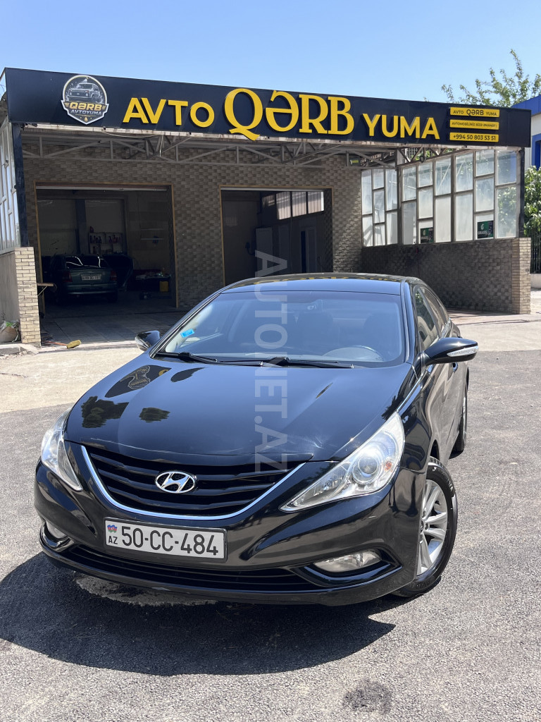 Hyundai Sonata 2010
