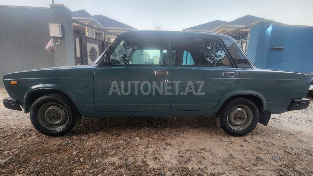 LADA (VAZ) 2107 2004
