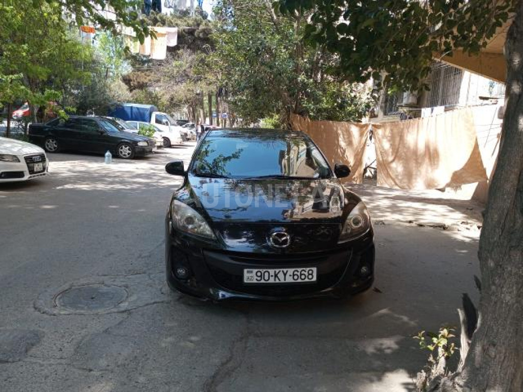 Mazda 3 2012