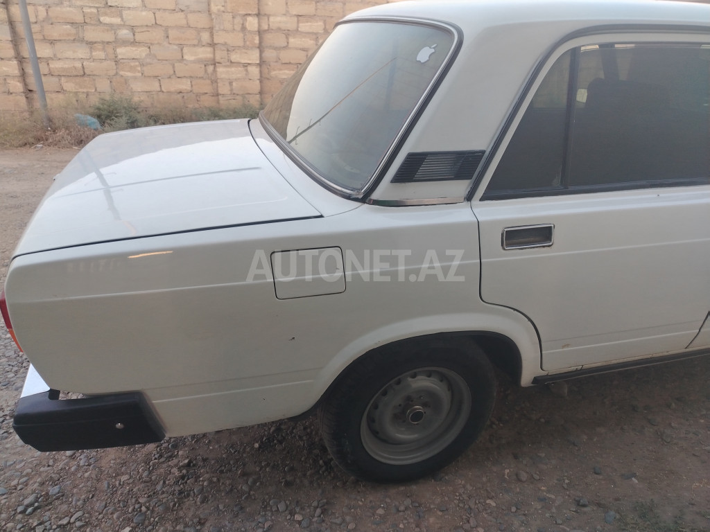 LADA (VAZ) 2107 2005