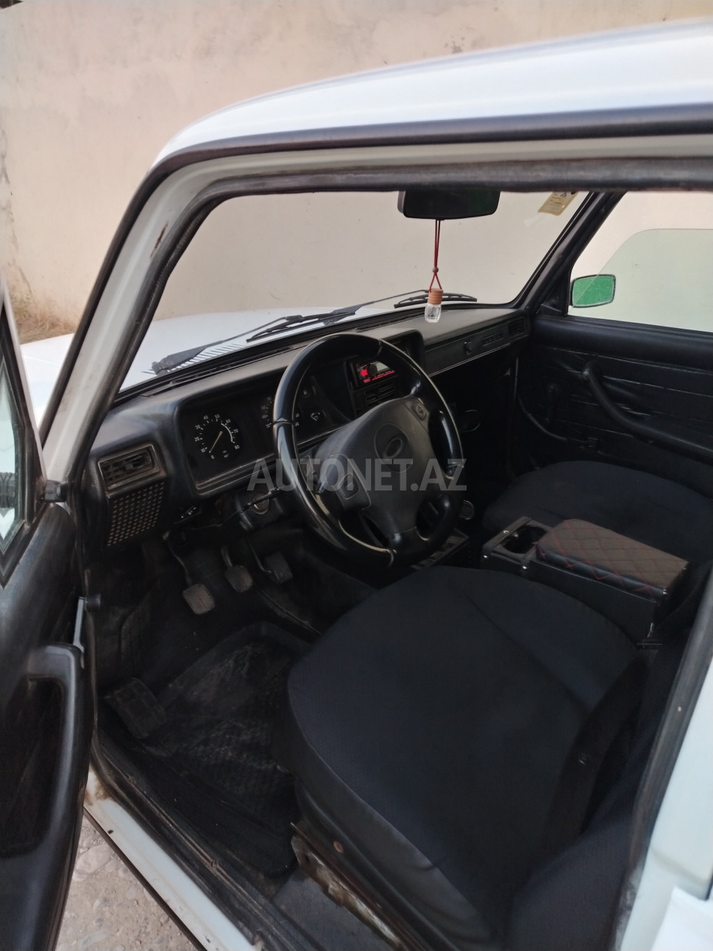 LADA (VAZ) 2107 2005