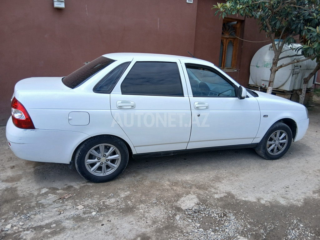 LADA (VAZ) Priora 2013