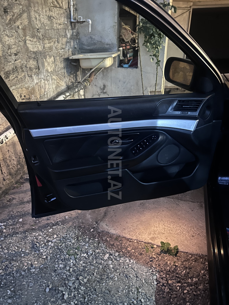 BMW 525 2001