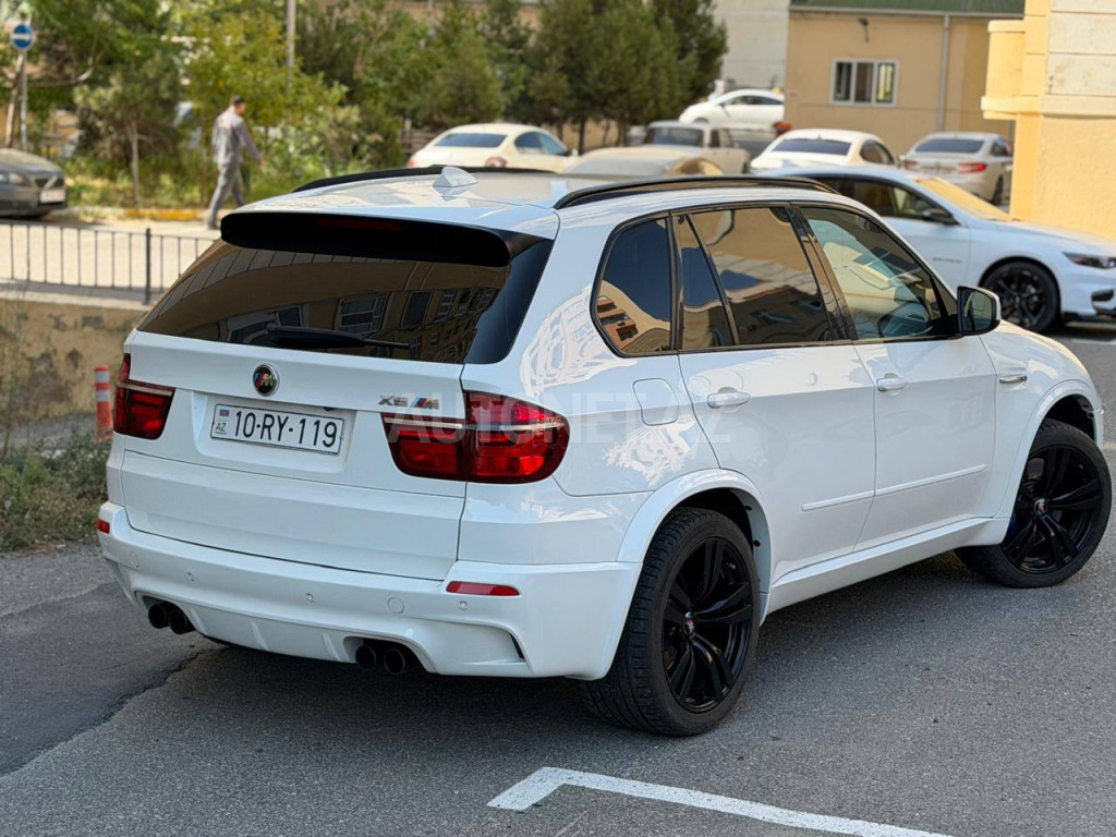 BMW X5 M 2011