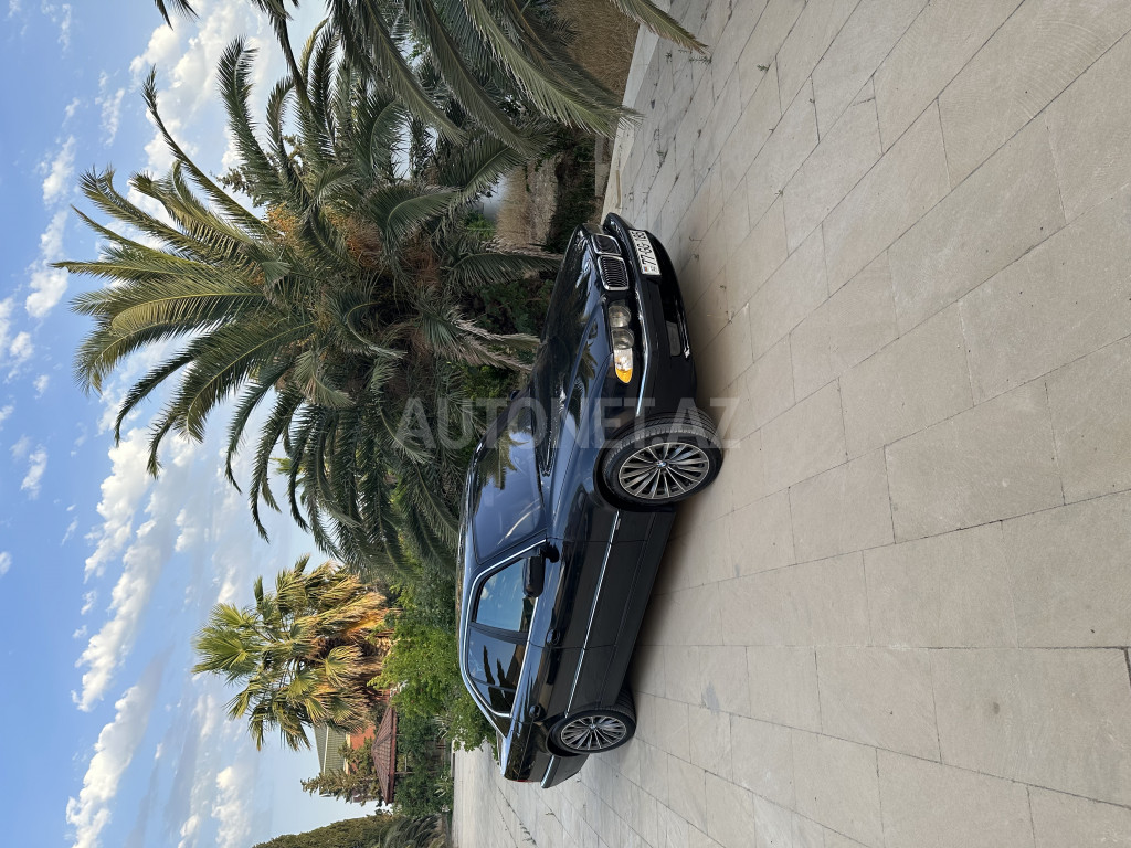 BMW 740 2001