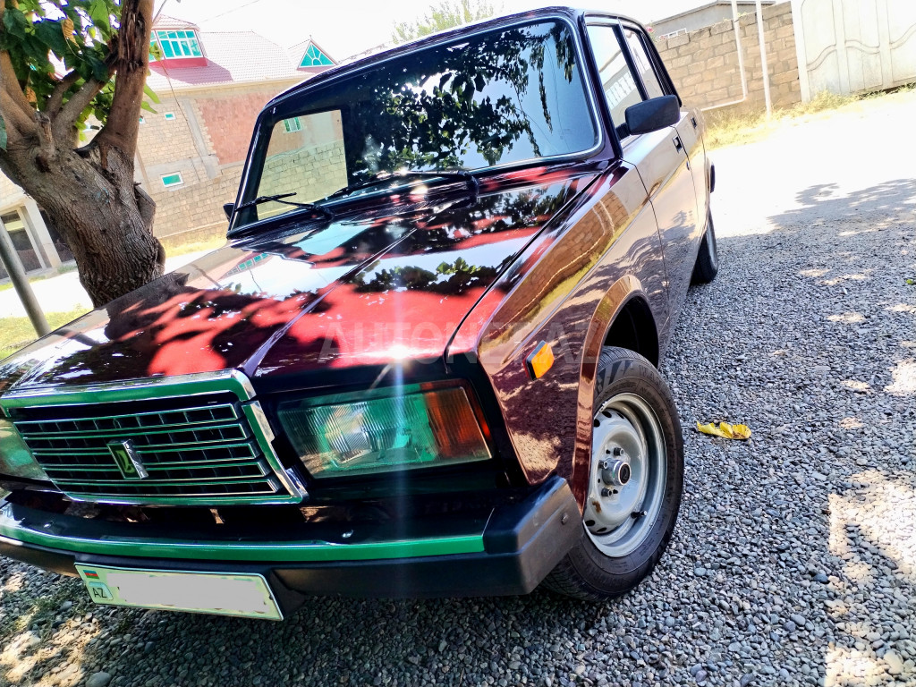LADA (VAZ) 2107 2011