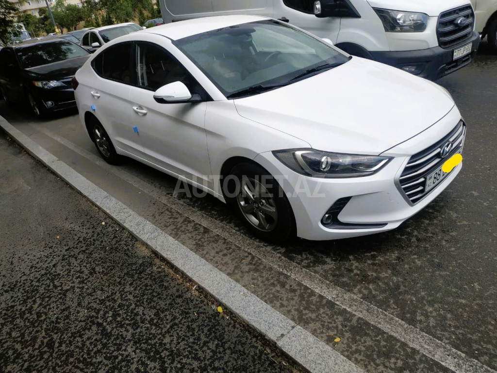 Hyundai Elantra 2017