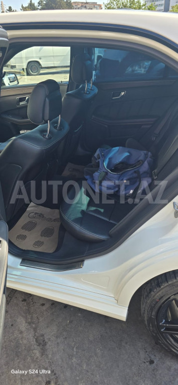 Mercedes E 300 2012
