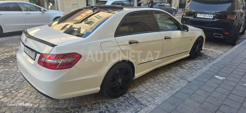 Mercedes E 300 2012