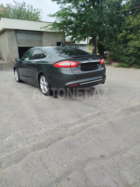 Ford Fusion 2015