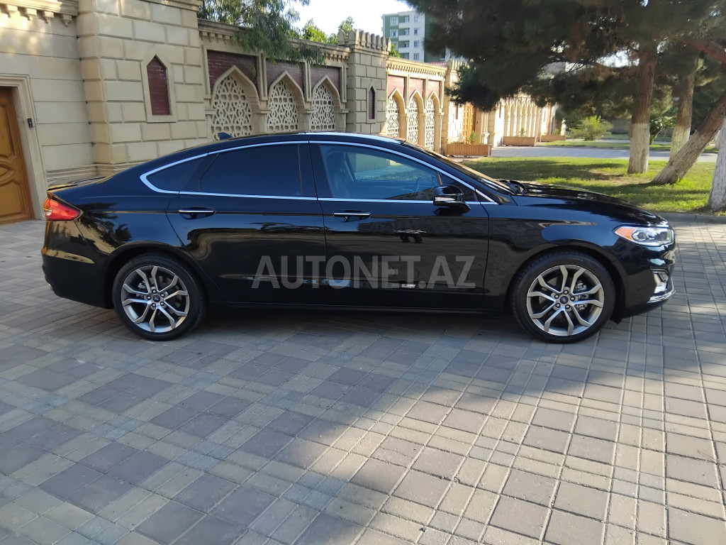 Ford Fusion 2019