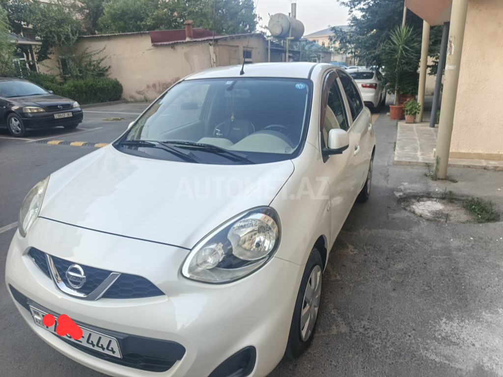 Nissan March 2016
