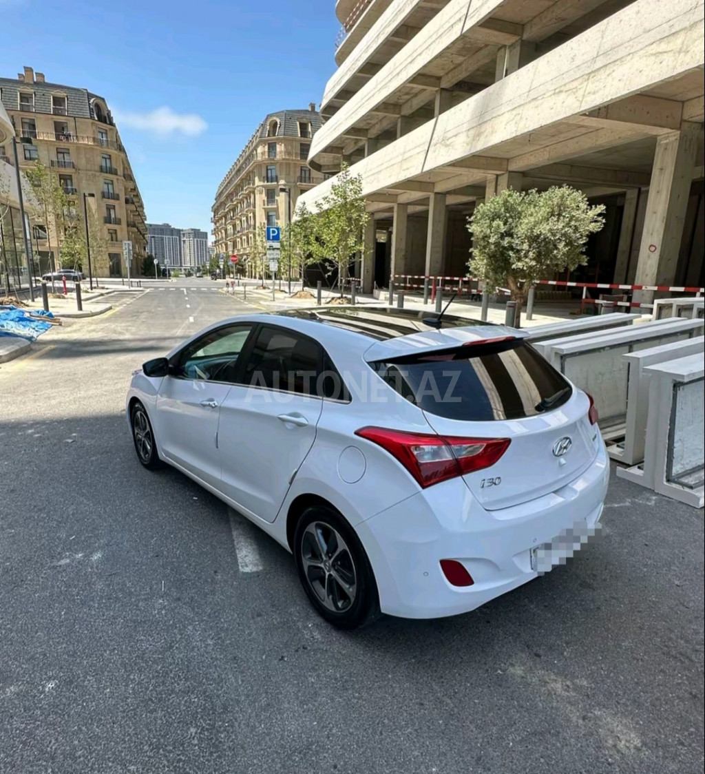 Hyundai i30 2015