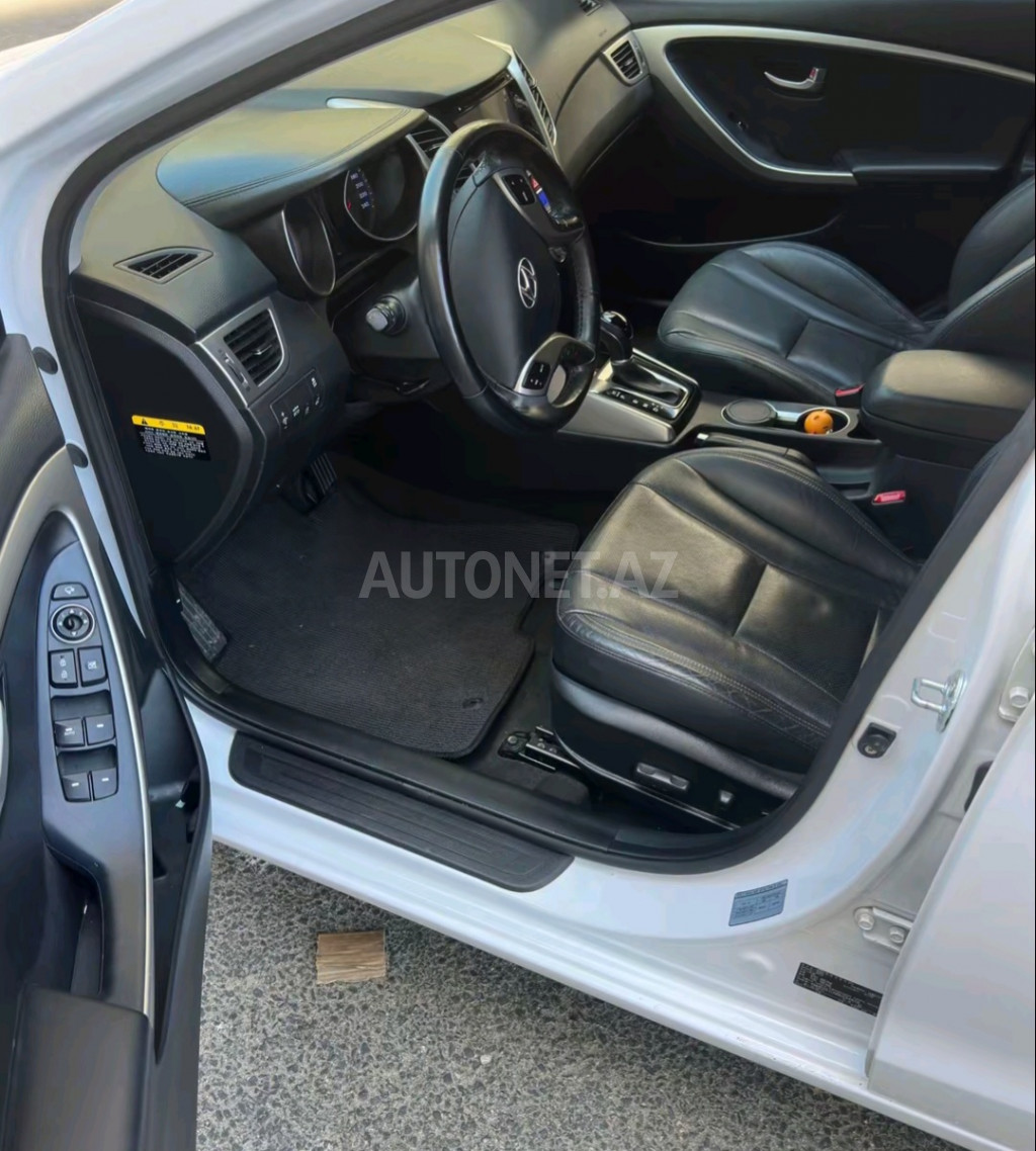 Hyundai i30 2015