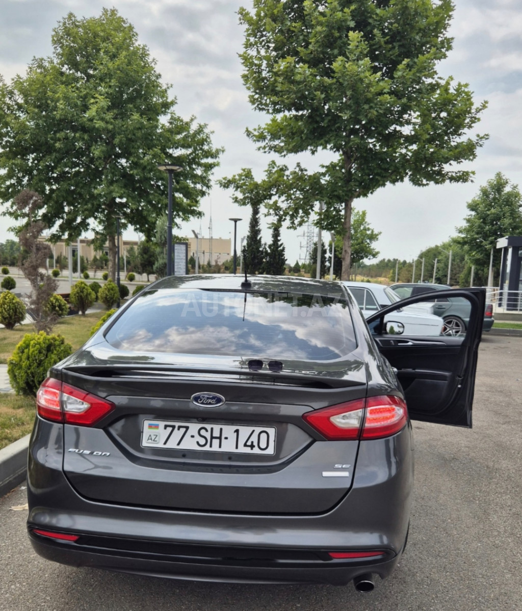 Ford Fusion 2016