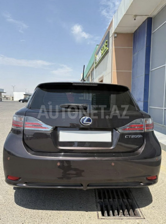 Lexus CT 200h 2012