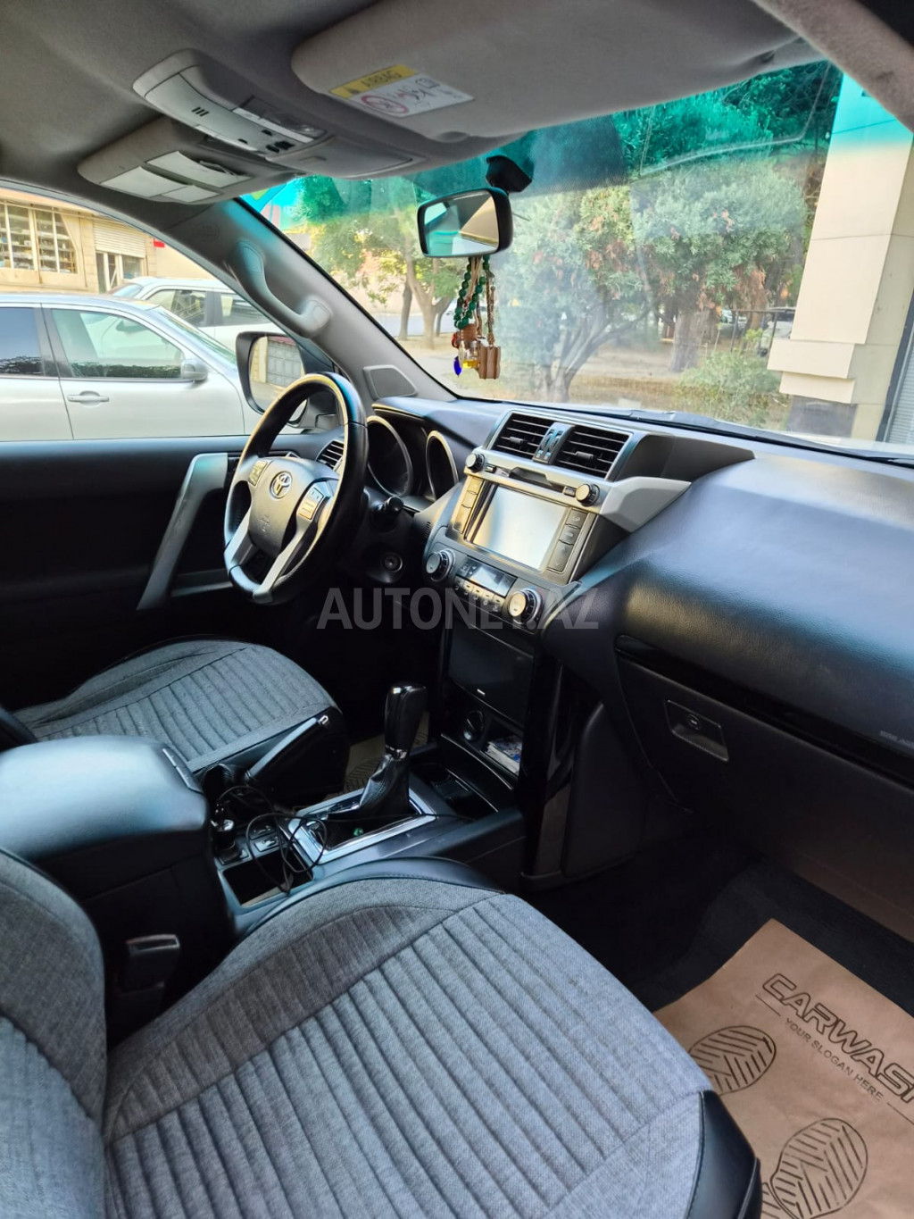 Toyota Land Cruiser Prado 2014