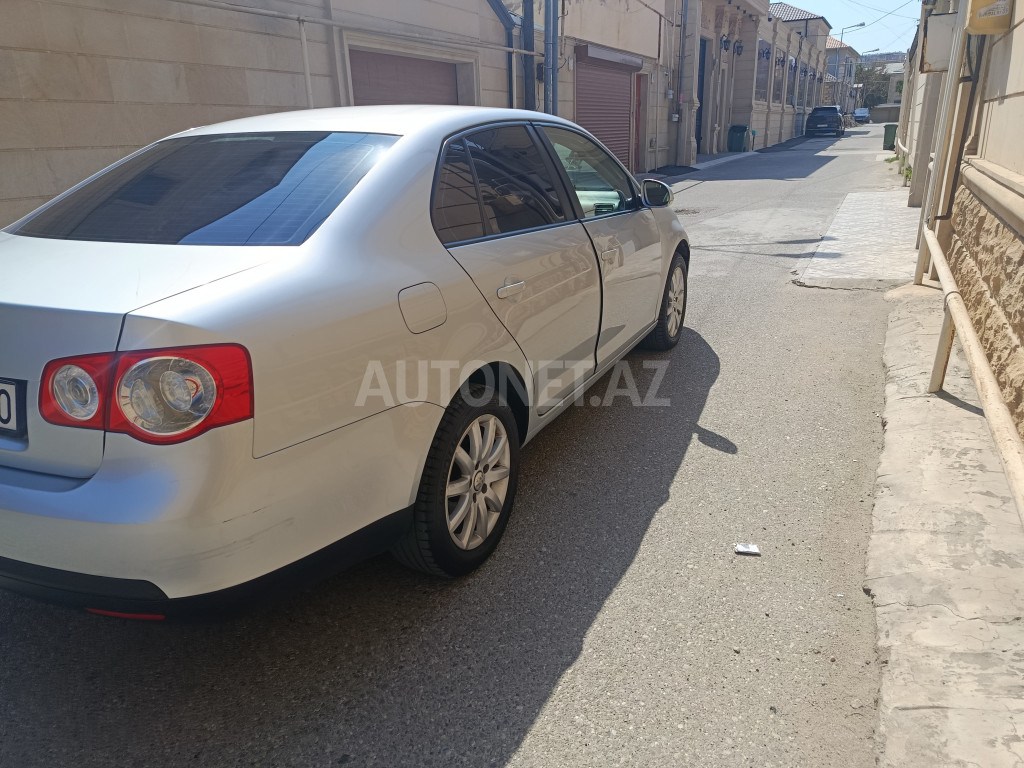 Volkswagen Jetta 2008