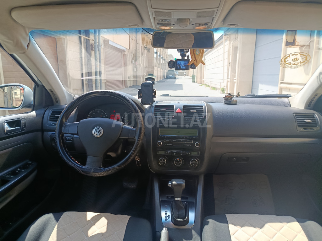 Volkswagen Jetta 2008