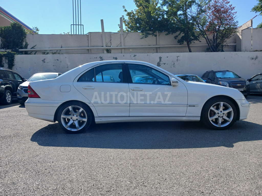 Mercedes C 230 2005