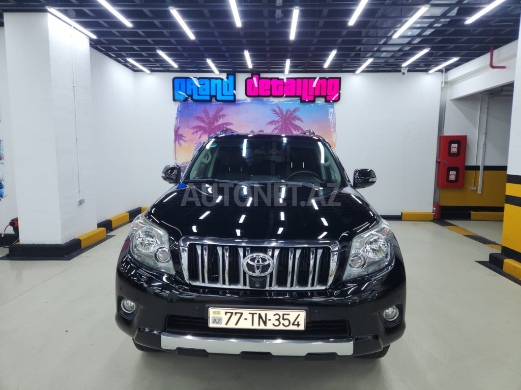 Toyota Land Cruiser Prado 2011