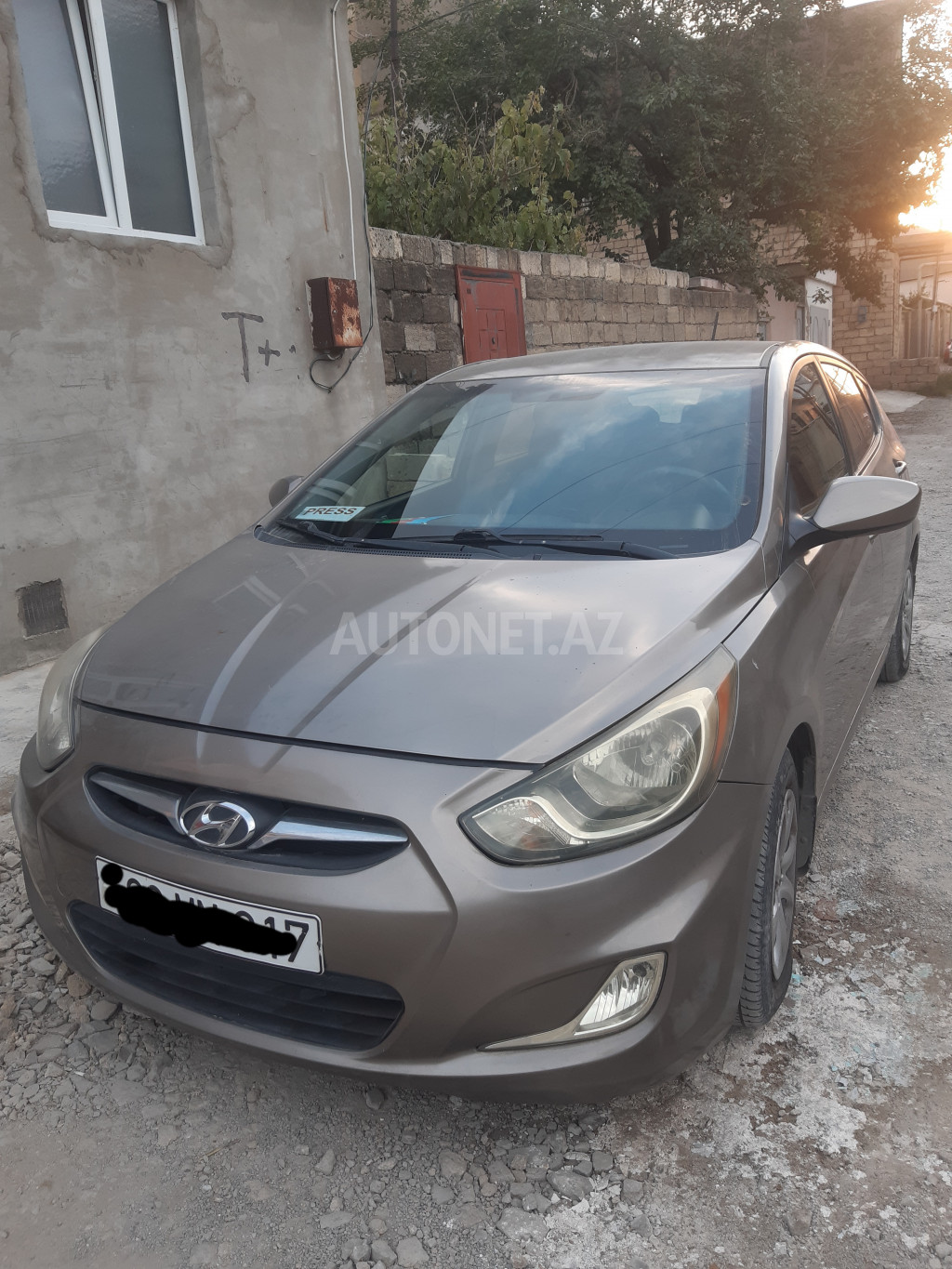 Hyundai Accent 2013