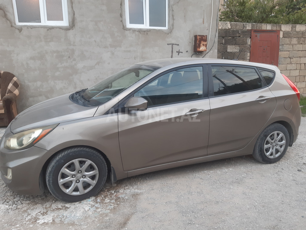 Hyundai Accent 2013